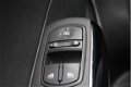 Opel Corsa - 1.4-16V Cosmo airco, radio cd speler, automaat, cruise control, elektrische ramen, schu - 1 - Thumbnail