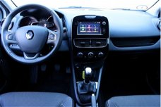 Renault Clio - 0.9 TCe Limited DAB+ NAVI BLUETH STOELVERW. LMV '18