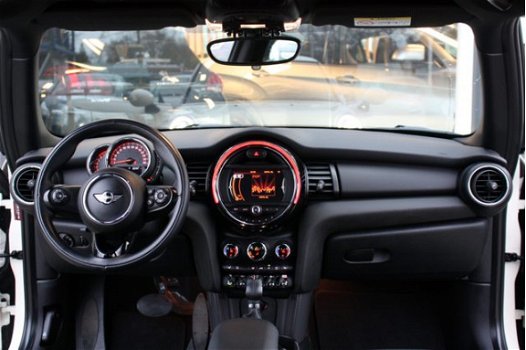 Mini Mini One - 1.2 Salt | LED verlichting | Climate control | Cruise control | Navigatie | Stoelver - 1