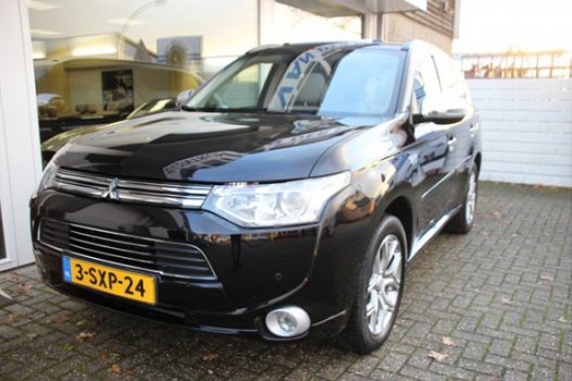 Mitsubishi Outlander - 2.0 PHEV Instyle+ SCHUIFDAK INCL. BTW - 1