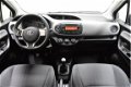 Toyota Yaris - (J) 1.0 VVT-I Now 5drs [ Airco Radio/cd-speler ] - 1 - Thumbnail