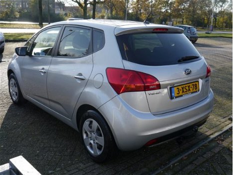 Kia Venga - 1.4 CVVT ExecutiveLine (navi/klima/trekhaak/enz....) - 1