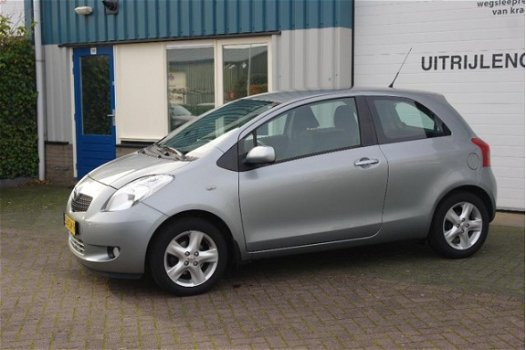 Toyota Yaris - 1.3 VVTi Luna MMT AUTOMAAT 82.688 KM - 1