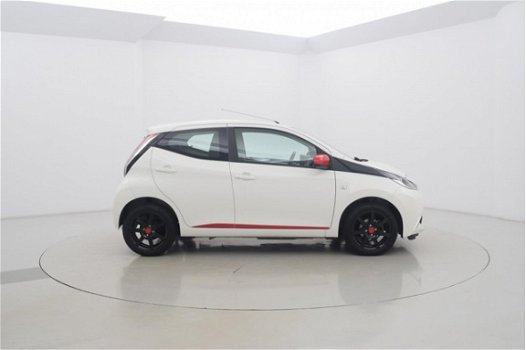 Toyota Aygo - 1.0 VVT-i x-play Red Edition 5drs - 1