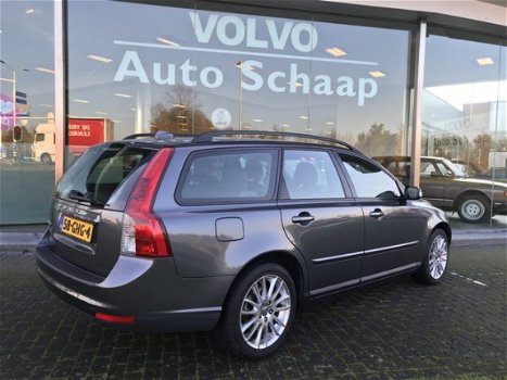 Volvo V50 - 1.8 Edition I 17 inch Roofrail Climate control - 1