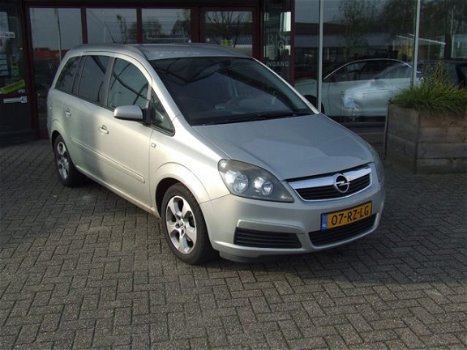 Opel Zafira - 1.6 ESSENTIA/7 pers - 1