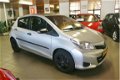 Toyota Yaris - 1.3 VVT-i Comfort 5Drs, NIEUW TYPE, AIRCO, LM-velgen, geen afleveringskosten - 1 - Thumbnail