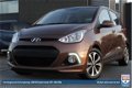 Hyundai i10 - 1.2i 85pk Automaat | Bluetooth | parkeersensoren - 1 - Thumbnail