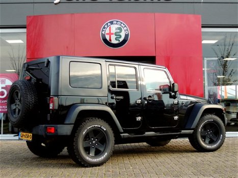 Jeep Wrangler Unlimited - 2.8 CRD Sahara - 1