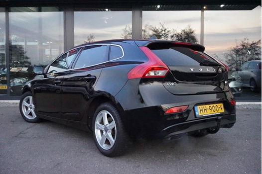 Volvo V40 - 2.0 D2 120PK Momentum Business - 1