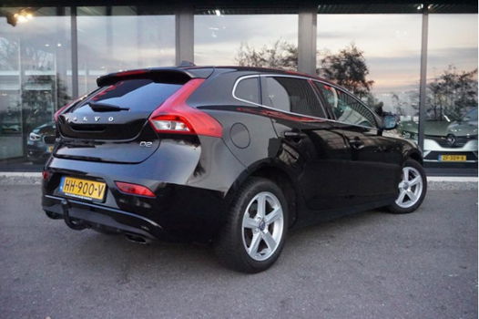 Volvo V40 - 2.0 D2 120PK Momentum Business - 1