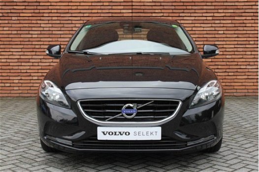 Volvo V40 - D4 Business edition 16'lmv/NAV/Clima - 1