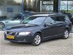 Volvo V70 - 2.4D Limited Edition Aut. | Leder | Navi | Trekhaak | Bluetooth - 1 - Thumbnail