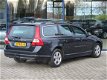 Volvo V70 - 2.4D Limited Edition Aut. | Leder | Navi | Trekhaak | Bluetooth - 1 - Thumbnail