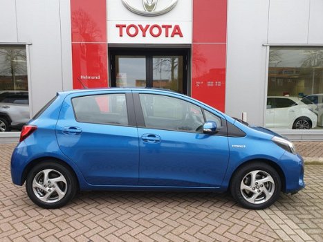 Toyota Yaris - 1.5 Full Hybrid Trend CVT 5D - 1