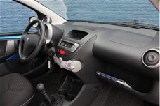 Peugeot 107 - 5drs 1.0 12V Active | Airconditioning | LED |