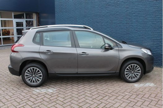 Peugeot 2008 - SUV 1.2 PureTech 110pk EAT6 Active | Automaat | Navigatie | Panoramadak | - 1