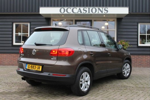 Volkswagen Tiguan - 1.4 TSI Comfort&Design Edition Panodak, Navi, Xenon, PDC - 1