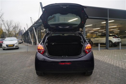 Peugeot 208 - 1.2 Puretech Allure | NAVIGATIE | CRUISE CONTROL | CLIMATE CONTROL | - 1