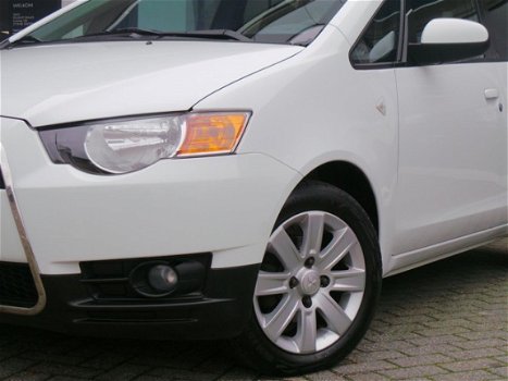 Mitsubishi Colt - 1.3 16v 95pk Cleartec 5D Edition Two met Lichtmetalen velgen en Airconditioning - 1