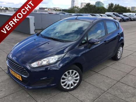 Ford Fiesta - 1.0 Champions Edition 65pk 5 deurs - 1