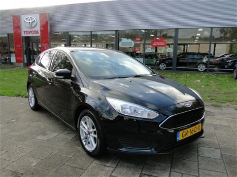 Ford Focus - 1.0 Trend Edition Navi/Cruise/PDC/Trekhaak - 1