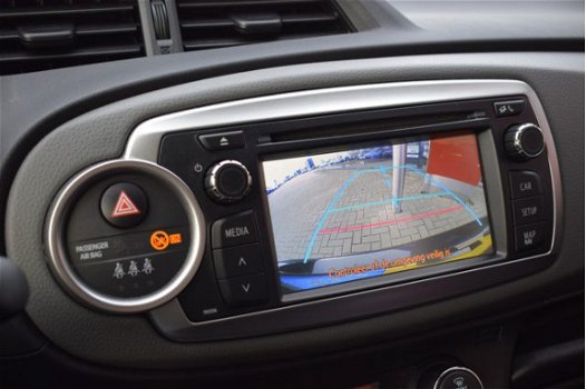 Toyota Yaris - 1.0 VVT-i Aspiration 5-deurs 70pk | Climate Control | Bluetooth | Achteruitrijcamera - 1