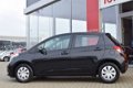 Toyota Yaris - 1.0 VVT-i Aspiration 5-deurs 70pk | Climate Control | Bluetooth | Achteruitrijcamera - 1 - Thumbnail