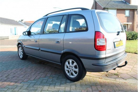 Opel Zafira - 1.8-16V Elegance // CRUISE // TREKHAAK // 7-PERS // - 1