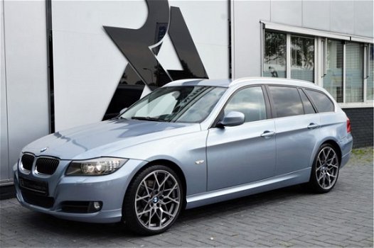 BMW 3-serie Touring - 325i High Exe Aut. Navi|Xenon|PDC|Cruis Blauw - 1