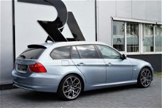 BMW 3-serie Touring - 325i High Exe Aut. Navi|Xenon|PDC|Cruis Blauw