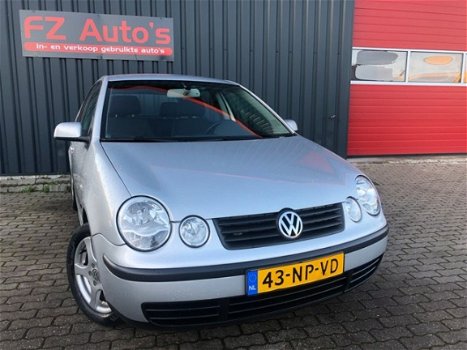 Volkswagen Polo - 1.4-16V Comfortline | Metallic | Airco | - 1