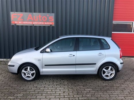 Volkswagen Polo - 1.4-16V Comfortline | Metallic | Airco | - 1