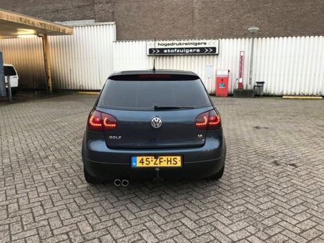 Volkswagen Golf - 1.6 Trendline Business - 1