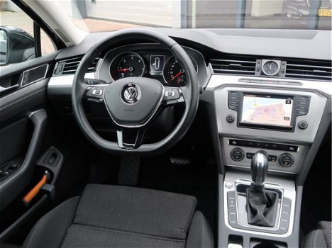 Volkswagen Passat Variant - 1.6 TDI AUT. Business Edition | LED | PDC | Navi | - 1