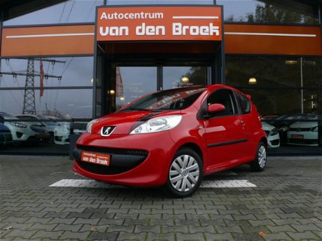 Peugeot 107 - 1.0-12V XR Urban Move Airco Toerenteller Spoiler Elec Pakket Nieuwe Apk - 1