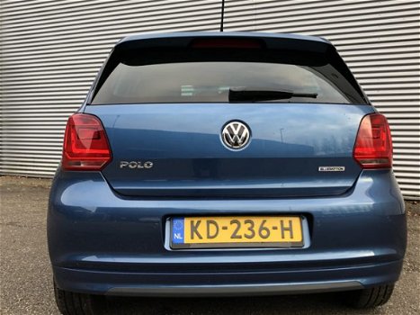 Volkswagen Polo - 1.0 95PK 5bak Navigatie parkeersensoren Alarm Navi LM-velgen MF-stuur metalliclak - 1