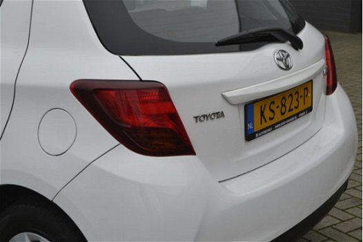 Toyota Yaris - 1.0 VVT-i Aspiration | Airco | Achteruitrijcamera | Orig.NL NAP, 1e Eigenaar RIJKLAAR - 1