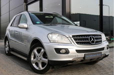 Mercedes-Benz M-klasse - 350 LPG Automaat Binnenkort Youngtimer ML 350 ML350 Leer Trekhaak Navi Blue