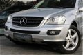 Mercedes-Benz M-klasse - 350 LPG Automaat Binnenkort Youngtimer ML 350 ML350 Leer Trekhaak Navi Blue - 1 - Thumbnail