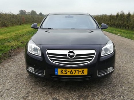 Opel Insignia - 1.6 T Design Edition Half-Leder | Navi | PDC - 1