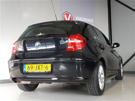 BMW 1-serie - 116i Business Line Navigatie, Airco, 5 deurs - 1