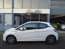 Peugeot 208 - 1.4 e-HDi Active Automaat