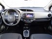 Toyota Yaris - 1.5 Hybrid Dynamic | Climate en Cruise control | Lichtmetalen velgen - 1 - Thumbnail