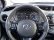 Toyota Yaris - 1.5 Hybrid Dynamic | Climate en Cruise control | Lichtmetalen velgen - 1 - Thumbnail