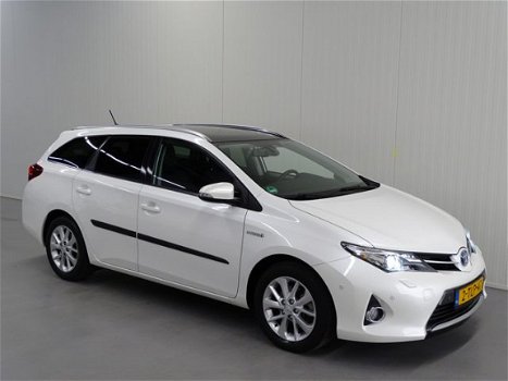 Toyota Auris - TS 1.8 Hybrid Xenon | Navigatie | Leder - 1