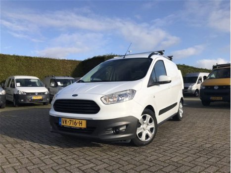 Ford Transit Courier - 1.5 TDCI Trend / 1e EIG. / TREKHAAK / AIRCO / CRUISE / SCHUIFDEUR / DAKRAILS - 1