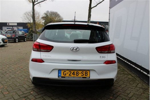 Hyundai i30 - 1.0 T-GDI i-Motion Airco, cruise, vermoeidheidsherkenning, lane assist - 1