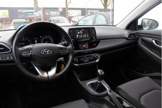 Hyundai i30 - 1.0 T-GDI i-Motion Airco, cruise, vermoeidheidsherkenning, lane assist - 1