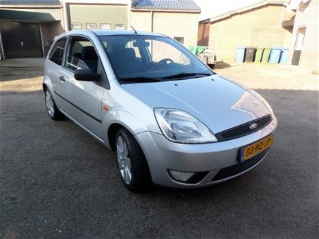 Ford Fiesta - 1.4-16V Trend Nette auto - 1